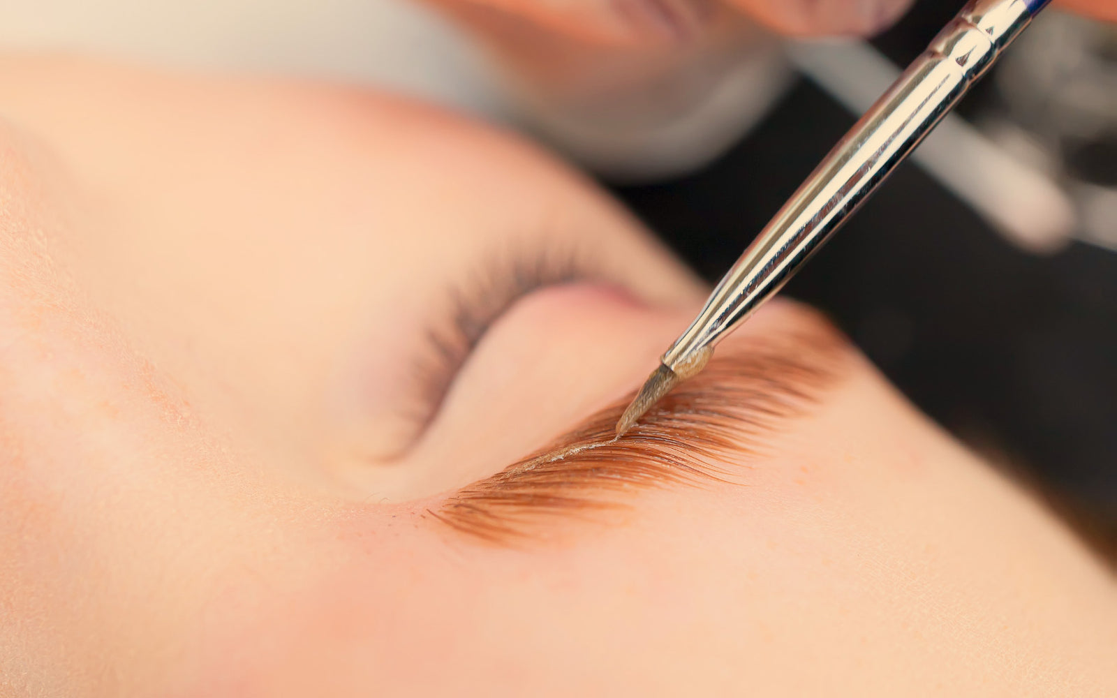 innovaderm-esthetique-brow-lamination
